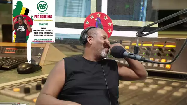 Tropicaleze Live on 25-Nov-22-15:12:15