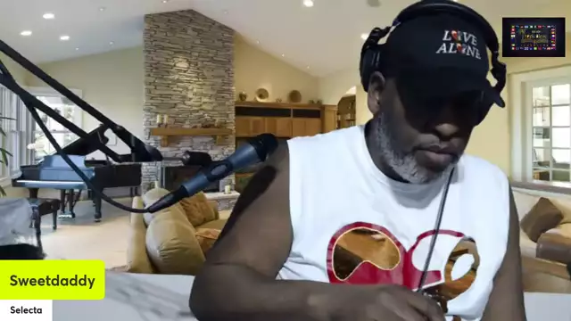 Tropicaleze Live on 18-Feb-24-18:34:03